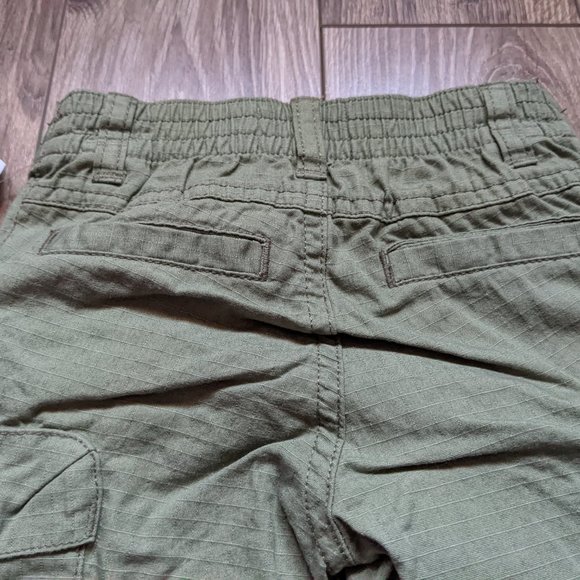 [KIDS 2/$30] NWT Baby Girl (12-18M) - OLD NAVY Ripstop Cargo Capri - Picture 6 of 7